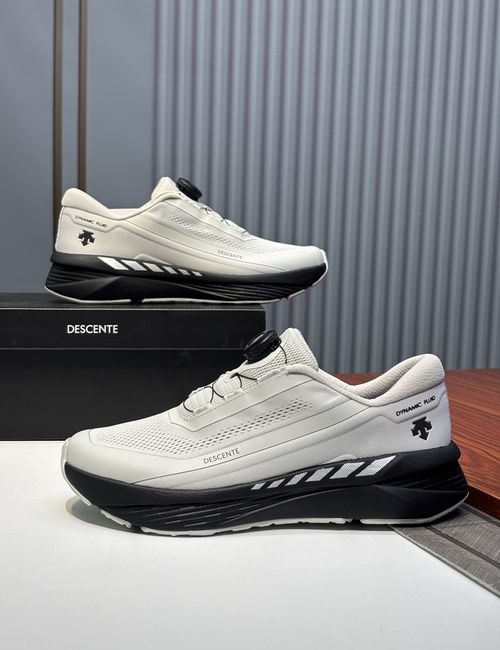 Descente GORE-TEX Cushioned BOA Running Sneakers