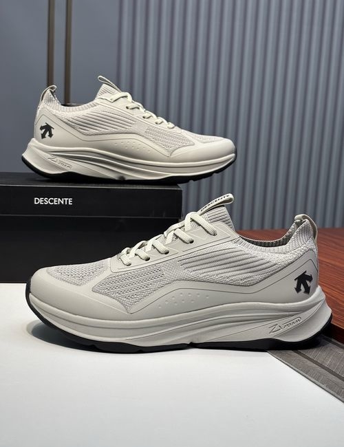 Descente Descente Iridescent Running Casual Shoes