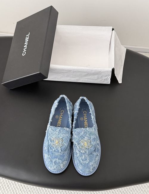 Chanel Turnlock Flats With Genuine Leather Sole
