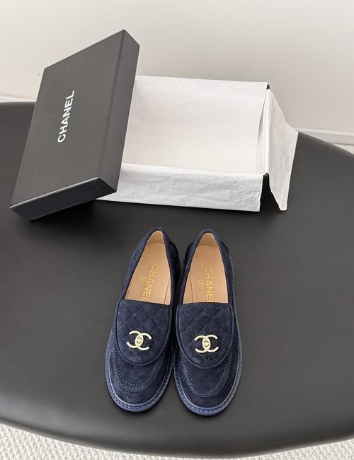 Chanel Turnlock Flats With Genuine Leather Sole