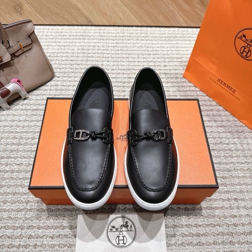 Hermes Loafer Shoes With Retro Design
