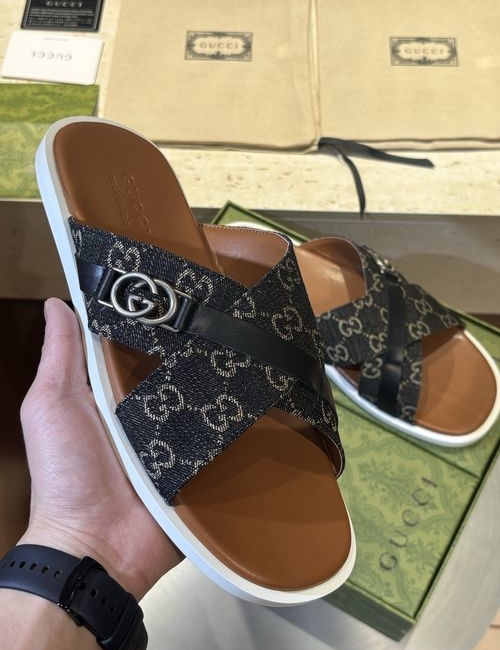 Gucci Crossover Sandals With Double G Hardware