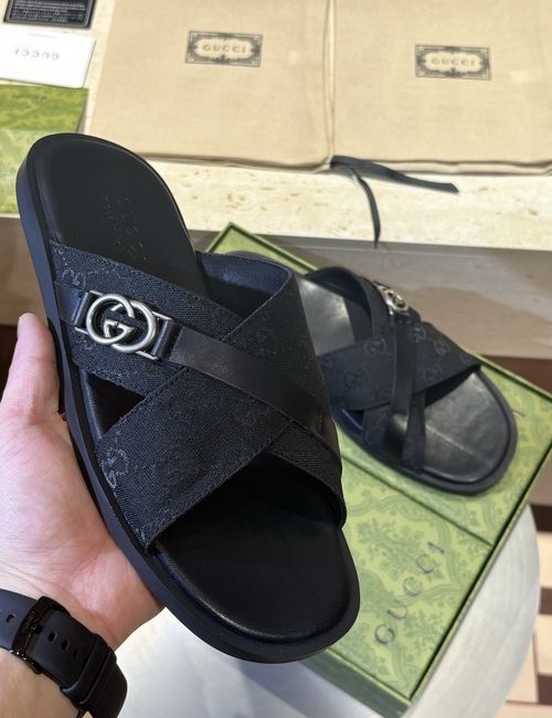Gucci Crossover Sandals With Double G Hardware