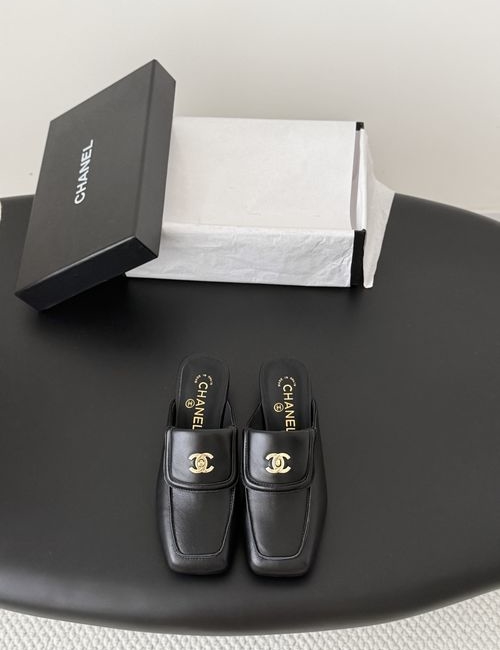 Chanel Vintage Schoolbag Buckle Slip-On, Leather Upper, Sheepskin Lining, Genuine Leather Sole