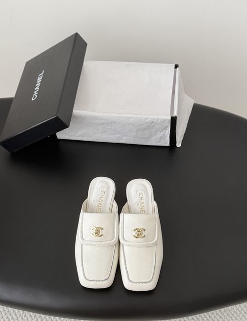 Chanel Vintage Schoolbag Buckle Slip-On, Leather Upper, Sheepskin Lining, Genuine Leather Sole