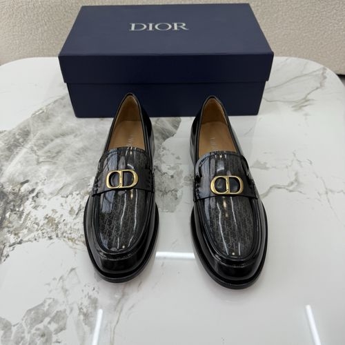 Christian Dior CD Buckle Decor Leather Shoes