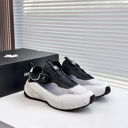 Descente Enerzite Outdoor Trail Running Shoes