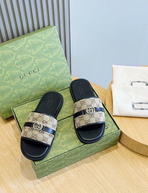 Gucci Lido Series Slides With Interlocking G