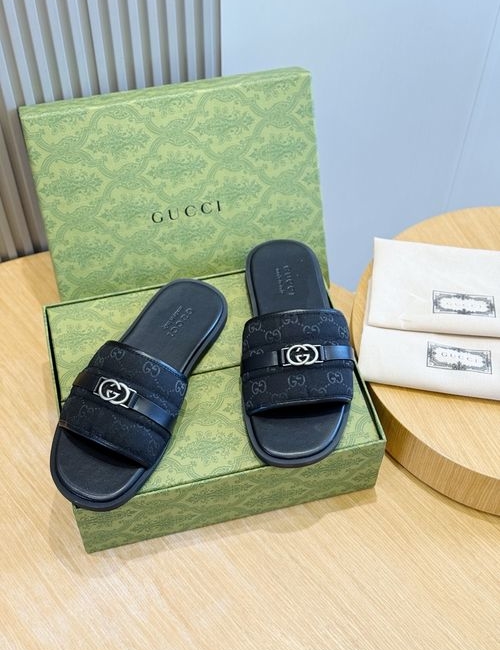 Gucci Lido Series Slides With Interlocking G