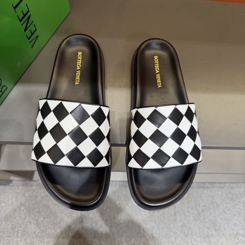 Bottega Veneta BV Hand-woven Comfortable Casual Slides