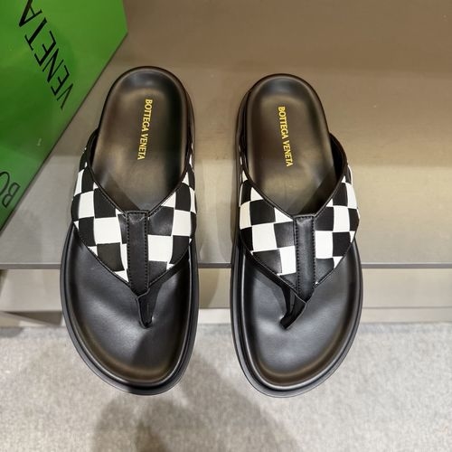 Bottega Veneta BV Hand-woven Comfortable Casual Slides