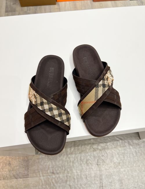 Burberry Cowhide Slides TB Logo Premium Texture