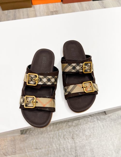Burberry Cowhide Slides TB Logo Premium Texture