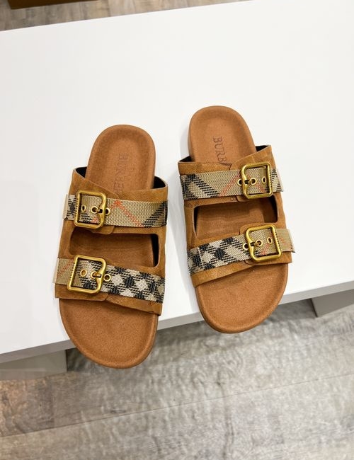 Burberry Cowhide Slides TB Logo Premium Texture