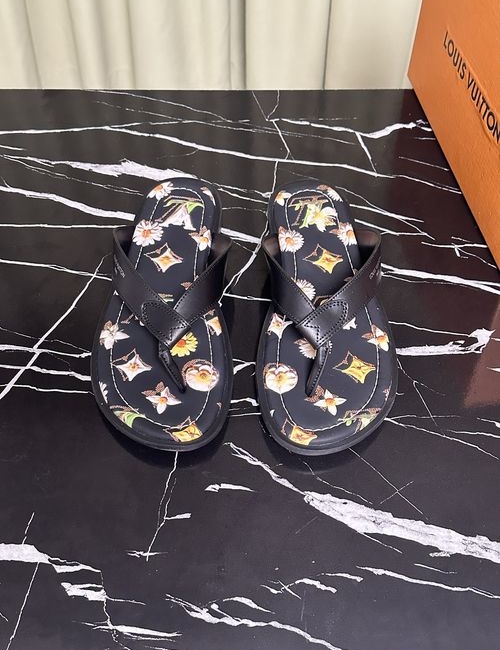 Louis Vuitton LV Cowhide Logo Printed Comfort Slides