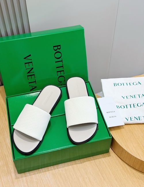 Bottega Veneta BV Woven Leather Mule Sandals With Ergonomic Sole