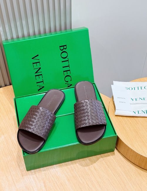 Bottega Veneta BV Woven Leather Mule Sandals With Ergonomic Sole
