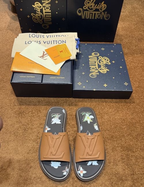 Louis Vuitton LV Waterfront Sandals With Comfort Sole