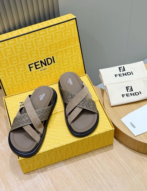 Fendi Beach Sandals With Flexible Rubber Sole