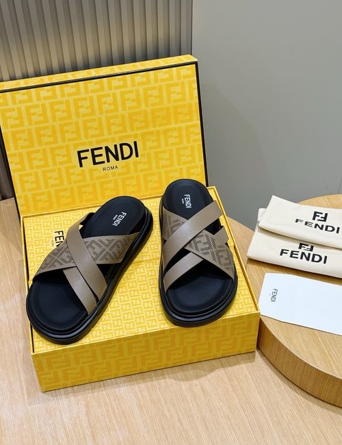Fendi Beach Sandals With Flexible Rubber Sole