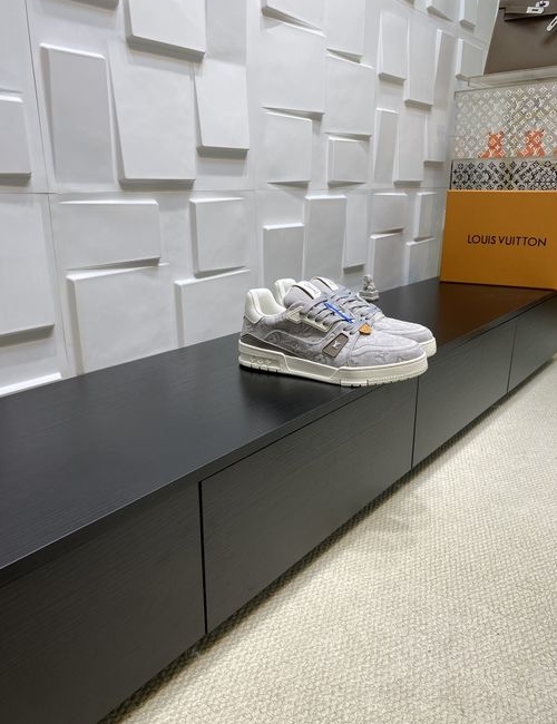 Louis Vuitton LV Trainer Embroidered Floral Casual Sneakers