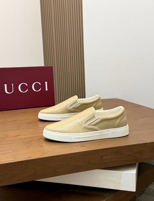Gucci Casual Sneakers With Brand Totem