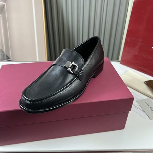 Ferragamo Premium Leather Business Casual Shoes