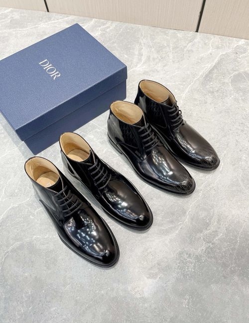 Christian Dior CD Leather Ankle Boots With Logo