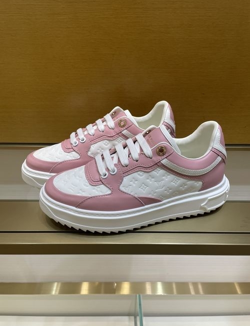 Louis Vuitton LV Multi-color Casual Comfortable Footwear