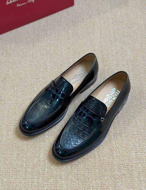 Ferragamo Cowhide Leather Sole Casual Shoes