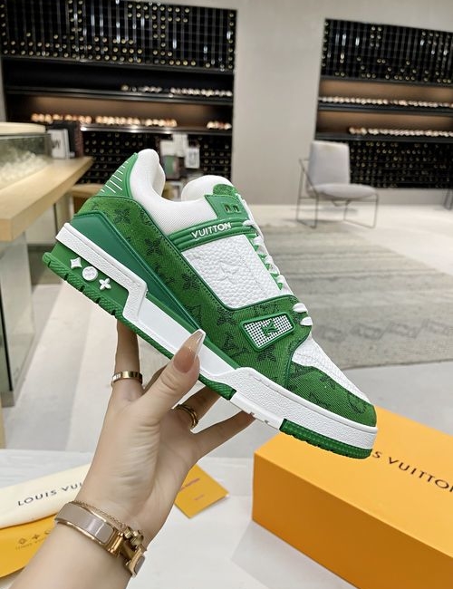 Louis Vuitton LV High Quality Casual Sneakers