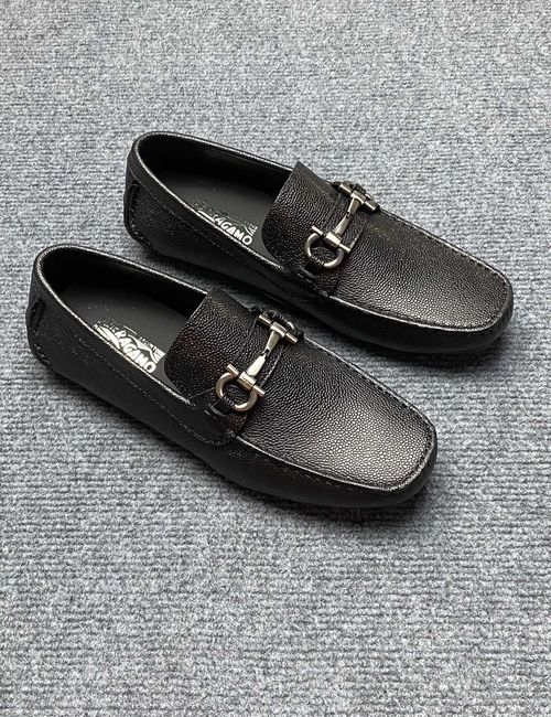 Ferragamo Calfskin Leather Dress Shoes Classic Durable Sole
