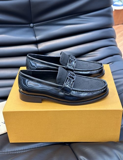 Louis Vuitton LV Premium Buckle Decor Dress Shoes