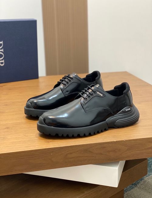 Ferragamo Novel Design Loafer With Gancio Detail