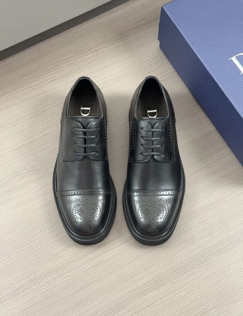 Ferragamo Novel Design Loafer With Gancio Detail