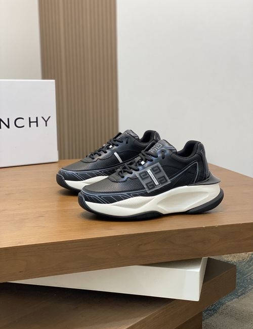 Givenchy Color-blocked Sneakers With Logo Details