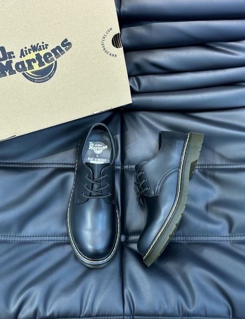 Dr.Martens 1925 Low-top Derby Shoes