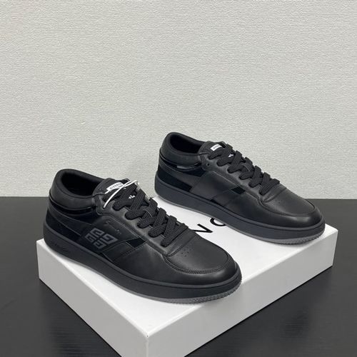 Givenchy Move Series Low-top Sneakers