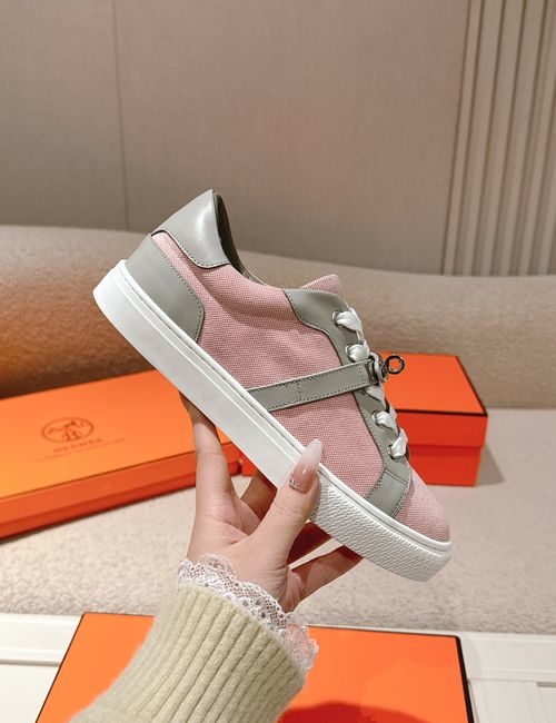 Hermes Casual Flat Skate Shoes Classic Buckle Decor