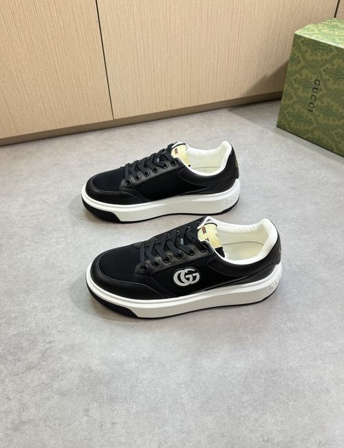Gucci Casual Sneakers Canvas Upper TPU Rubber Sole