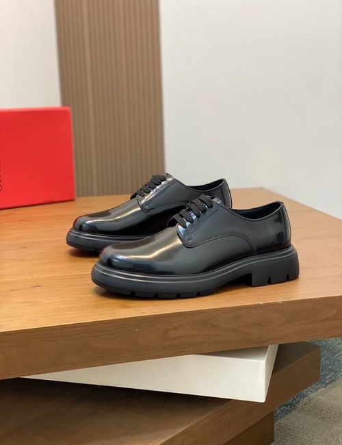 Ferragamo Elevated Slip-on Leather Shoes Comfortable