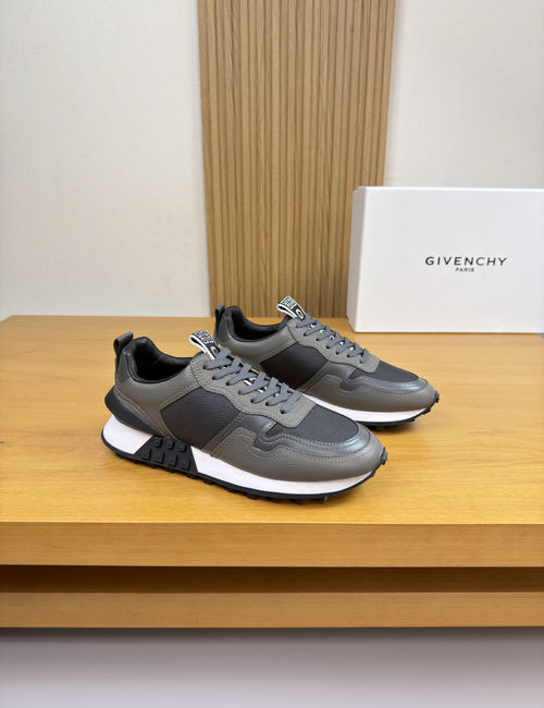 Givenchy Casual Sneakers With Nappa Calfskin Upper