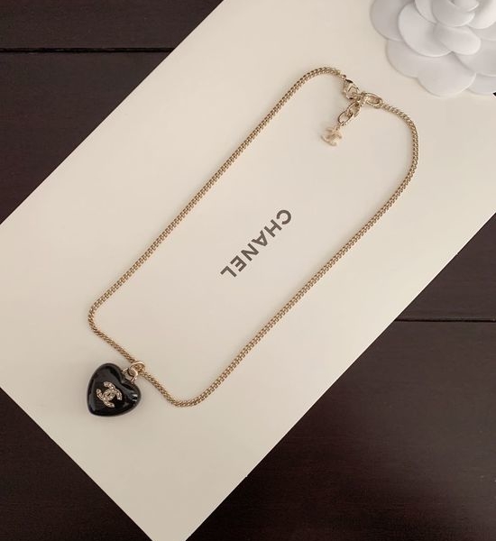 Chanel Fashion Heart Shape Necklace