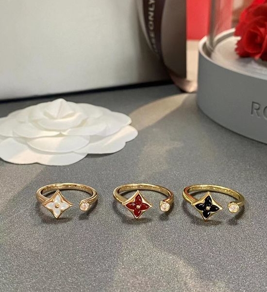 Louis Vuitton LV Mini Star Gemstone Stackable Ring