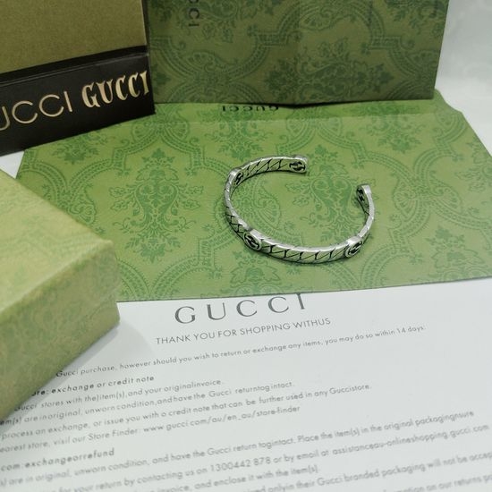 Gucci Interlocking Pattern Adjustable Bangle