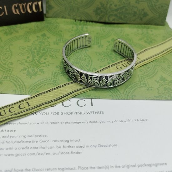 Gucci Adjustable Vintage Style Bangle