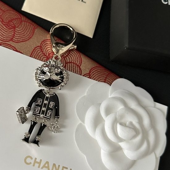 Chanel Lion Pendant Keychain Exquisite Accessories