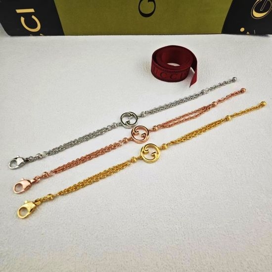 Gucci Classic Interlocking Logo Bracelet