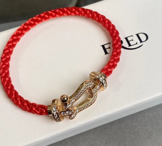 Fred Diamond Horseshoe Buckle Red Rope Bracelet