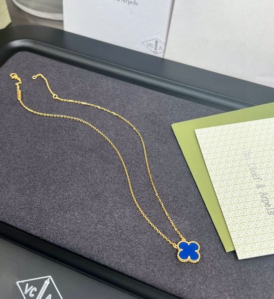 Van Cleef & Arpels VCA Blue Agate Clover Pendant Necklace
